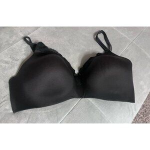 Maidenform Comfort Devotion Black Lace Trimmed Full Coverage Bra - Size 40D